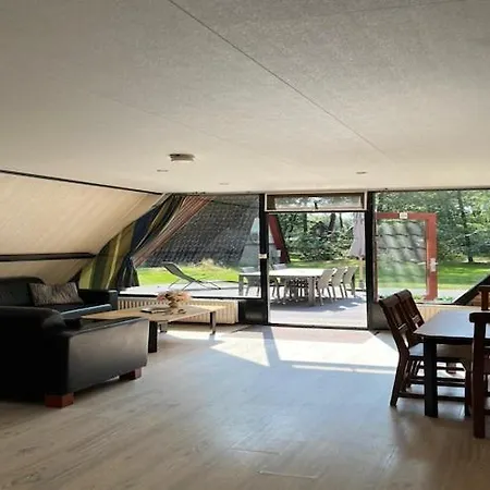 Dine & Unwind Vacation Spot, Cleaning Included *