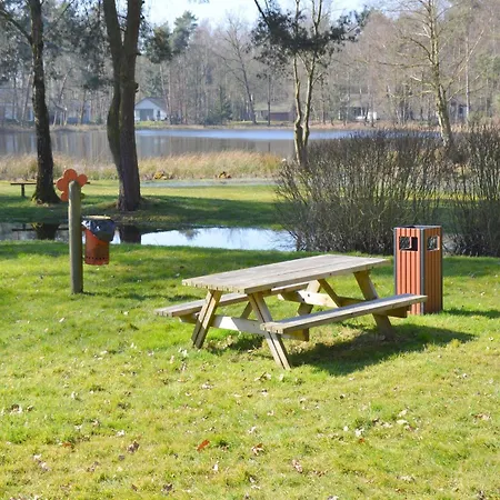 Dine & Unwind Vacation Spot, Cleaning Included Holiday home Stramproy